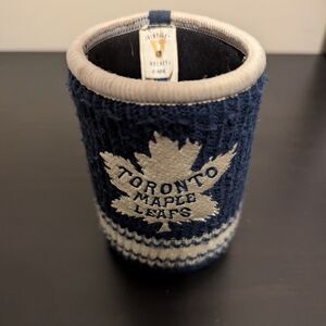 NHL Vintage Hockey Can Cooler in Navy with White Trim